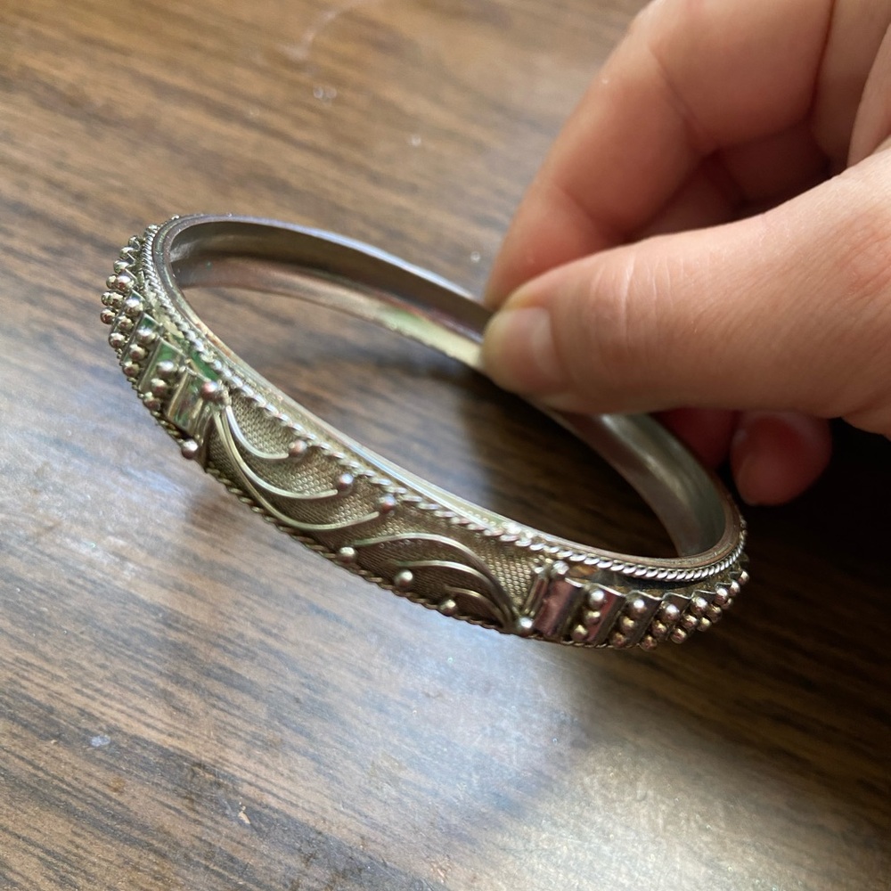 Elegant Silver Bangle Bracelet